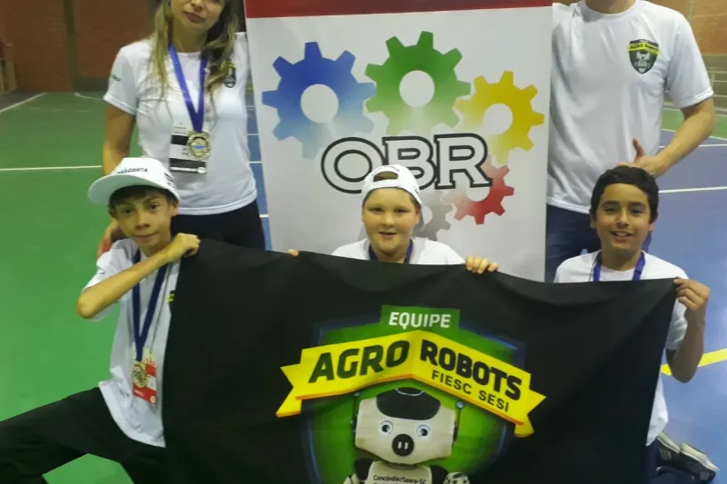 Equipe campeã da OBR. Foto: Divulgação/SESI