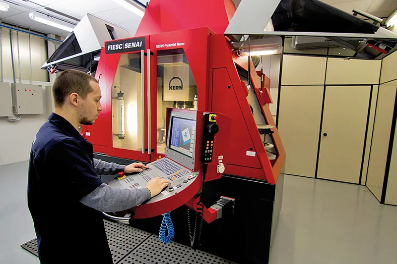 Instituto de Inovação do SENAI em Joinville integra rede de 4 institutos de inovação e 7 de tecnologia inaugurados em Santa Catarina a partir de 2013