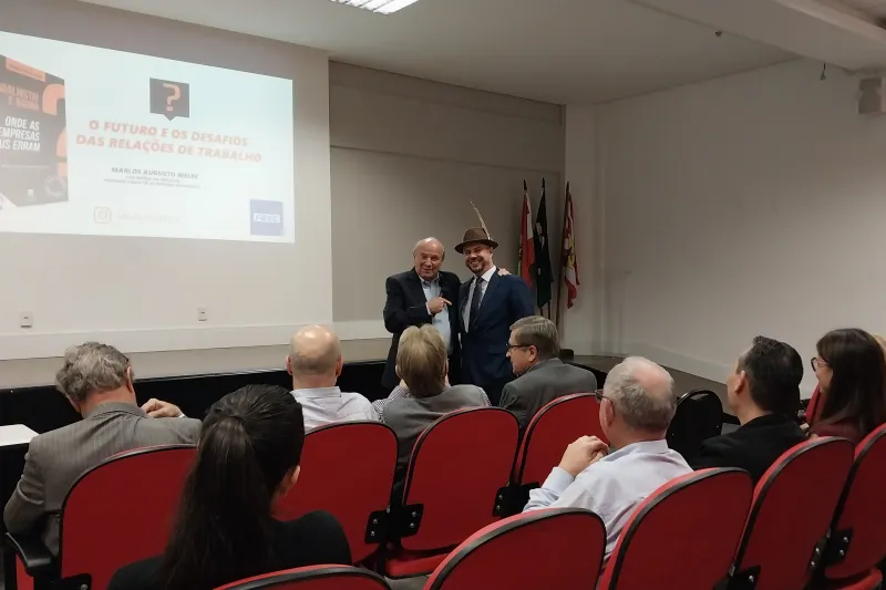 Encontro em Blumenau reuniu lideranças da região (foto: Presse Comunicação)