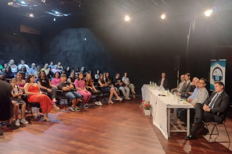 Cerimônia em Joinville certificou 91 jovens. Foto: Divulgação/FIESC