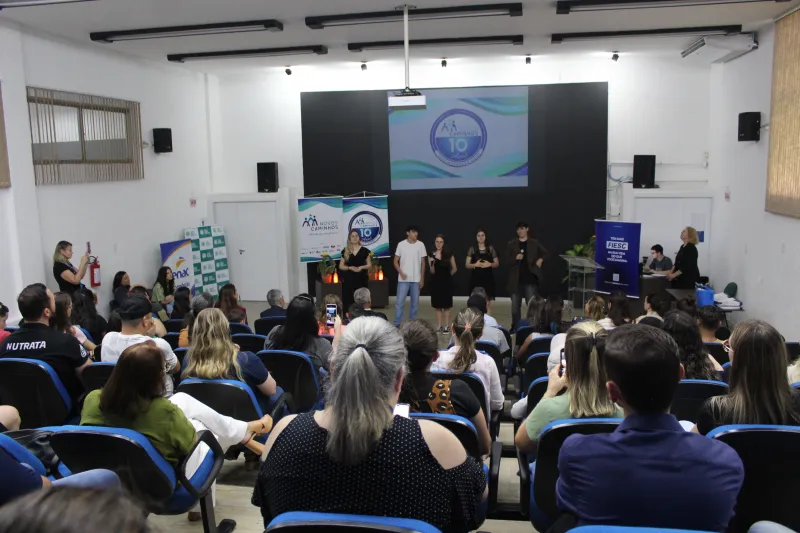 Evento realizado em Chapecó certificou 27 adolescentes. Foto: MB Comunicação