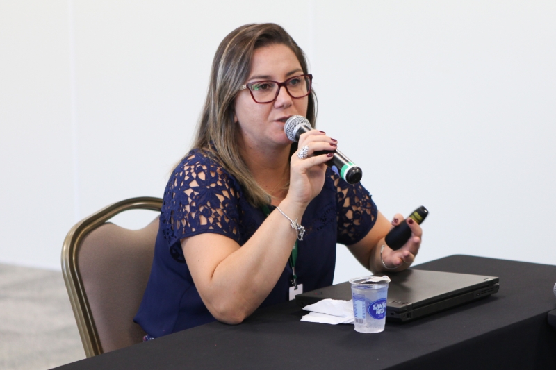 Especialista em engenharia de segurança no trabalho, Migliane Réus de Mello falou sobre o tema à Câmara de Relações Trabalhistas da FIESC. Foto: Filipe Scotti