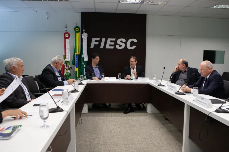 Reunião das entidades ocorreu nesta segunda (foto: Filipe Scotti)