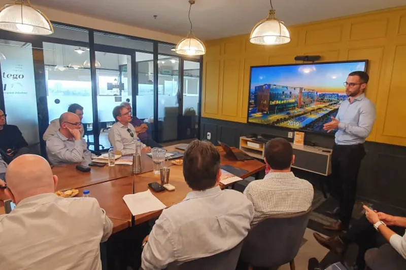Grupo de SC durante visita ao parque tecnológico Gav Yam Negev