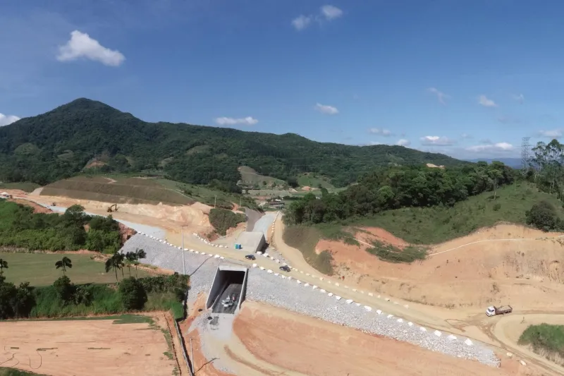 Trecho em obras do Contorno em janeiro de 2020 (foto: divulgação Arteris)