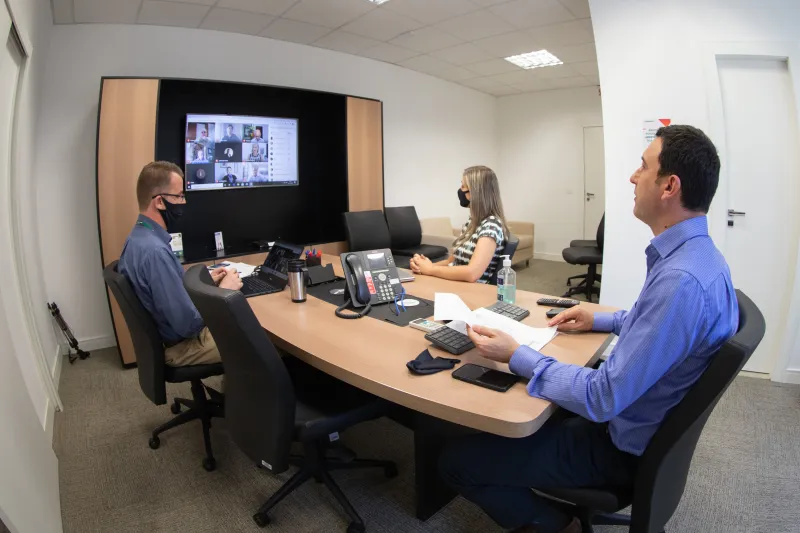 Movimento SC pela Educação apresenta plataforma a conselheiros