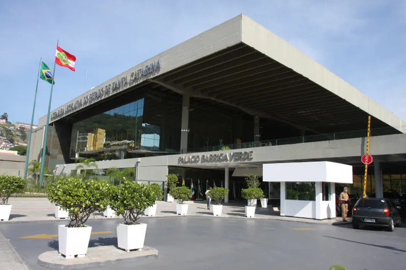 Sancionada lei que obriga ao Estado adotar medidas para repactuar metas firmadas em 2020