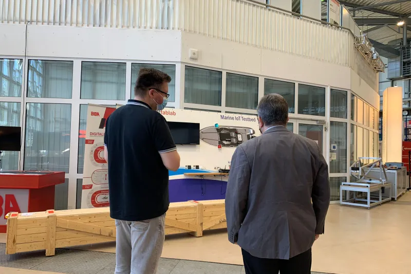  José Eduardo Fiates, da FIESC (à dir.), e Stefan Wiesner, do instituto alemão