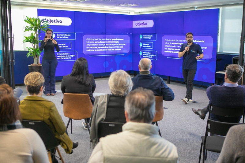Henrique Blanck, head do LAB 365 do SENAI, detalhou o programa. Foto: Filipe Scotti Henrique Blanck, head do LAB 365 do SENAI, detalhou o programa. Foto: Filipe Scotti