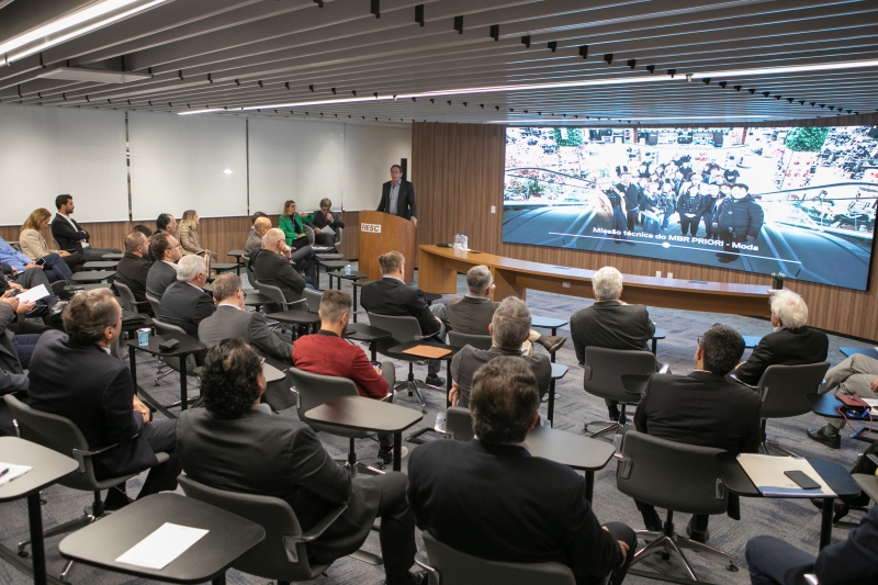 Aguiar afirmou que a Academia vai antecipar tendências e preparar os executivos para o futuro. Foto: Filipe Scotti. Aguiar afirmou que a Academia vai antecipar tendências e preparar os executivos para o futuro. Foto: Filipe Scotti.