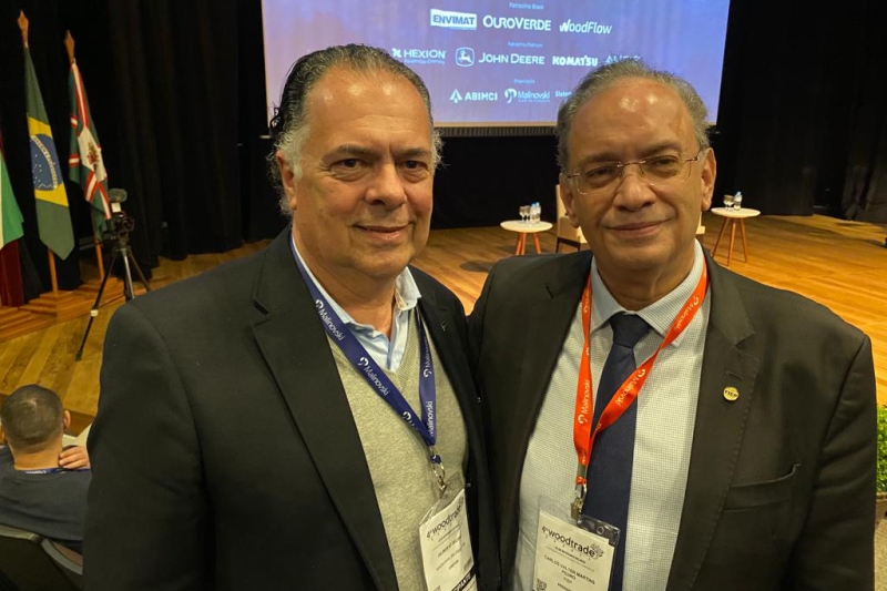 Seleme com o presidente da Federação das Indústrias do Paraná, Carlos Valter Martins Pedro (foto: divulgação) Seleme com o presidente da Federação das Indústrias do Paraná, Carlos Valter Martins Pedro (foto: divulgação)
