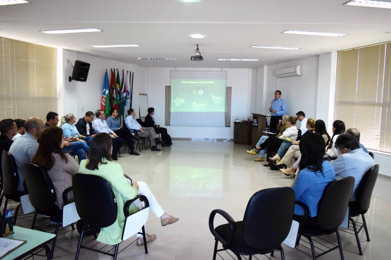 Encontro foi realizado na Associação Empresarial da Fronteira - Ascoagrin (foto: Roberto Ruschel) Encontro foi realizado na Associação Empresarial da Fronteira - Ascoagrin (foto: Roberto Ruschel)
