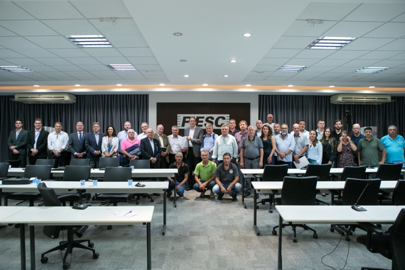 Negociações envolveram representantes de entidades empresariais e de trabalhadores (foto: Filipe Scotti)