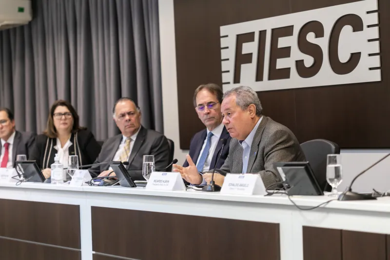 Reunião foi realizada nesta sexta-feira, dia 23 (foto: Filipe Scotti)