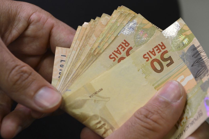 Reajustes salariais em julho ficaram acima da inflação, mostra Fipe