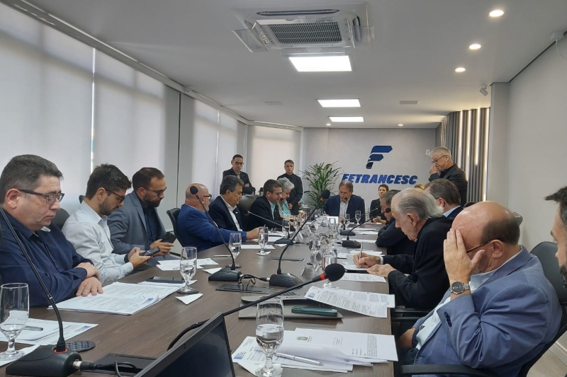 Reunião foi realizada nesta segunda (22) na sede da Fetrancesc. (Foto: Elisabete Francio)