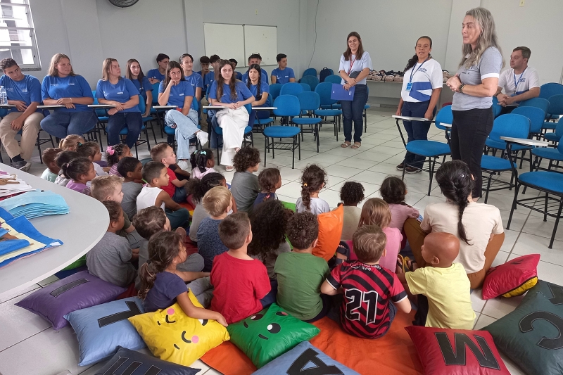 ​Estudantes do SENAI entregam doações para famílias em Ituporanga