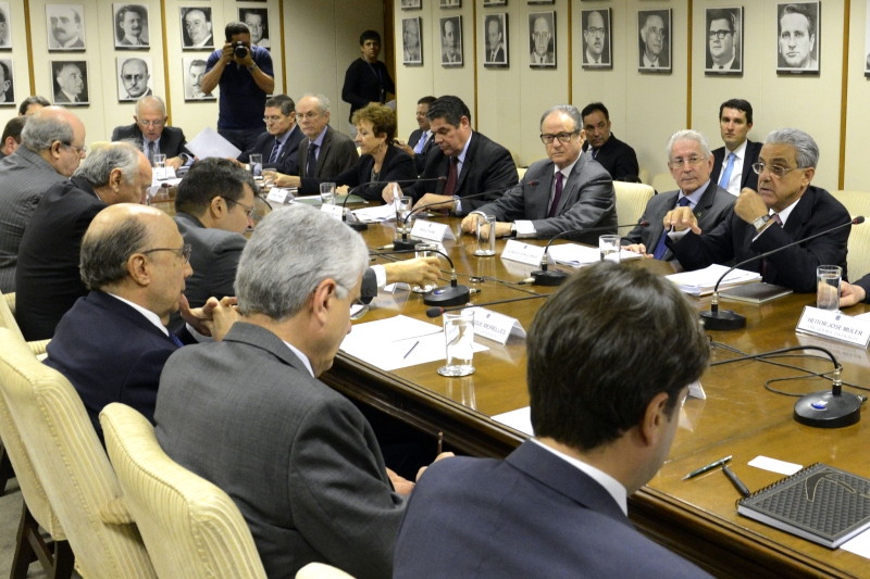 Empresários saíram otimistas da reunião e passarão a ter encontros periódicos com o ministro (Foto: Miguel Ângelo Pinheiro)