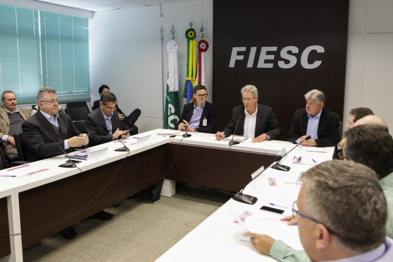 Reunião da Câmara de Assuntos de Energia foi realizada nesta sexta-feira (26),em Florianópolis (foto: Filipe Scotti) 