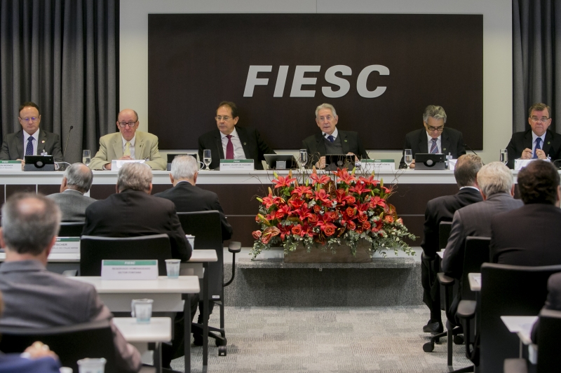 Homenageados da Ordem do Mérito foram anunciados na reunião de diretoria da FIESC, nesta sexta-feira (29)  (foto: Fernando Willadino)