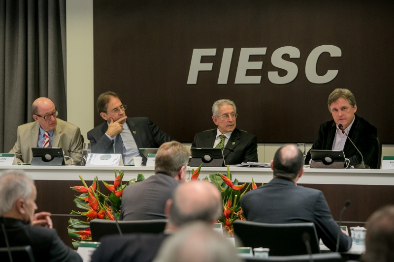 Senador Dário Berger participou da reunião de diretoria da FIESC (foto: Fernando Willadino)
