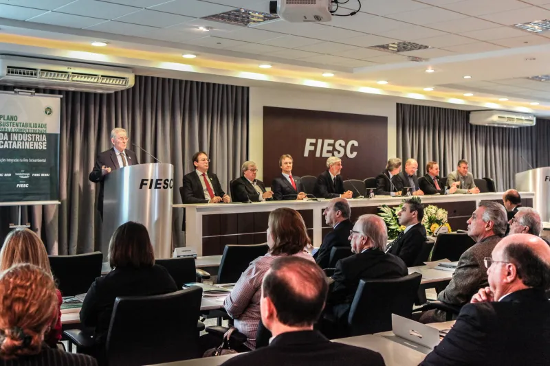 "Estamos mostrando que Santa Catarina tem que investir muito em infraestrutura e logística", enfatizou o presidente da FIESC, Glauco José Côrte. (Foto: Heraldo Carnieri)